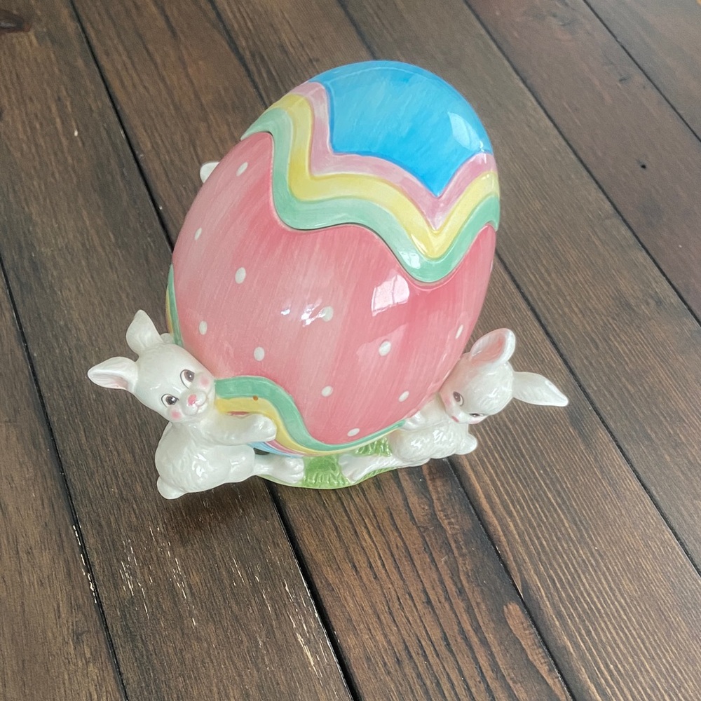 Fitz and Floyd Pink and Blue Easter Egg with Bunnies candy bowl